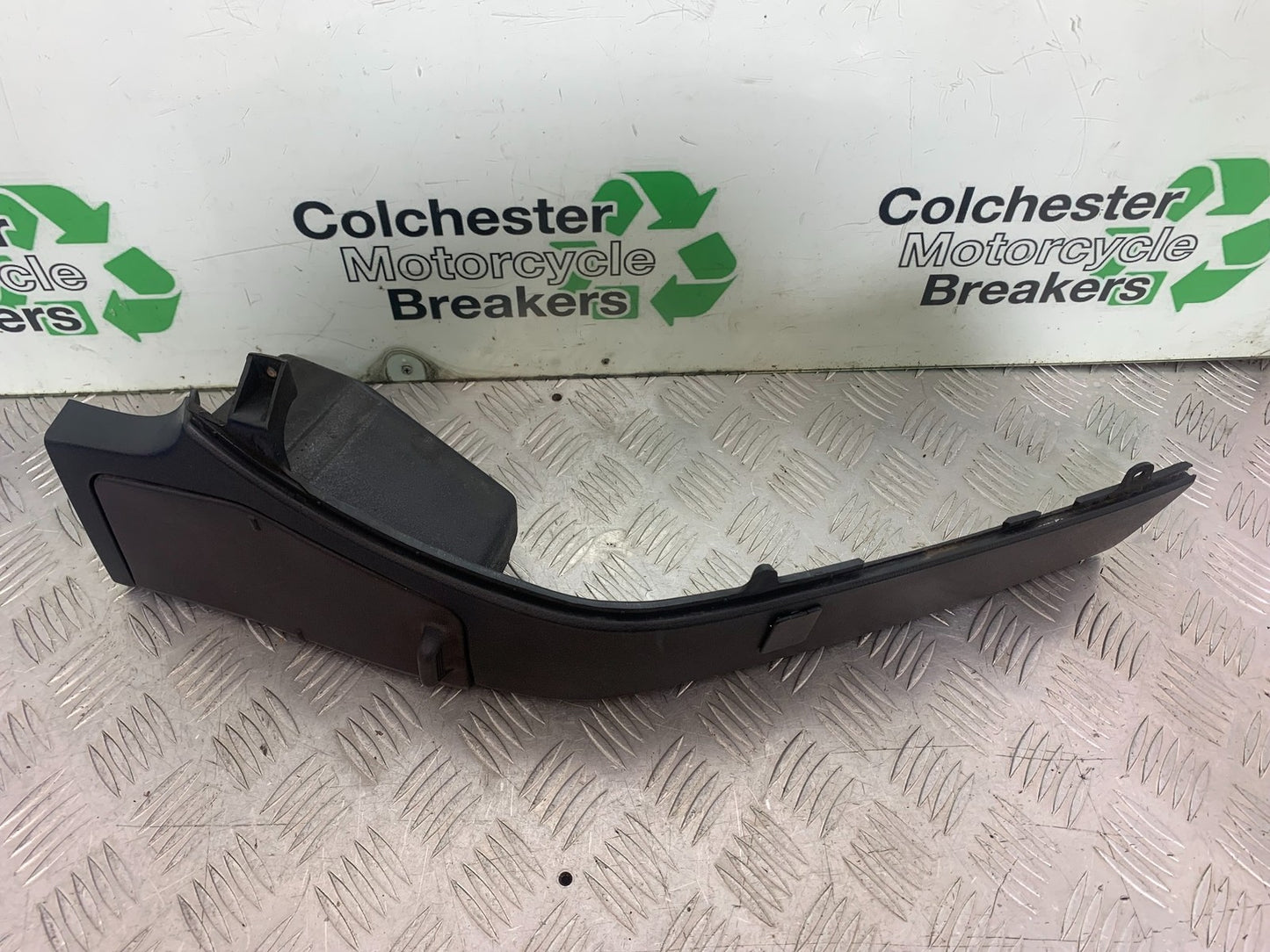 HONDA ST1100 PAN EUROPEAN LEFT SIDE TRIM AND LID   YEAR 1993-2001 (CMB1195)