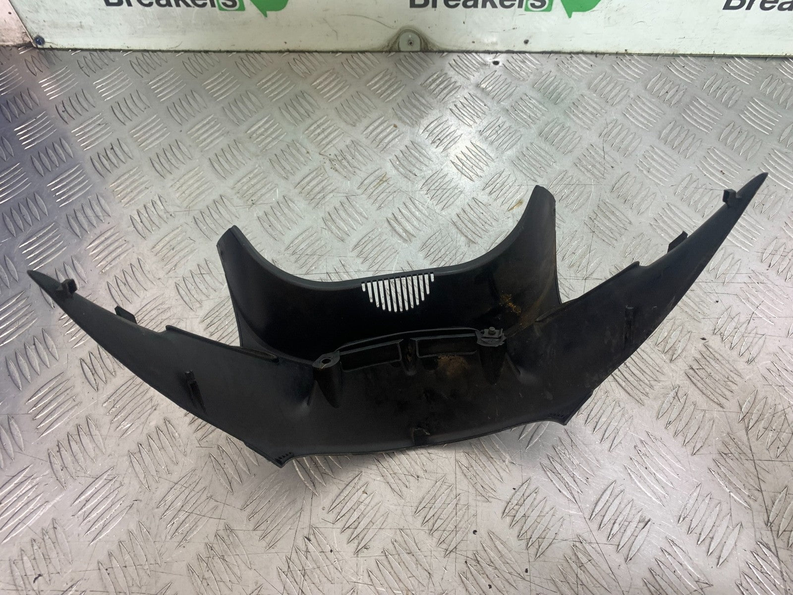 HONDA NT 700 V DEAUVILLE LOWER TOP FAIRING INFILL   YEAR 2006-2011 (CMB1211)