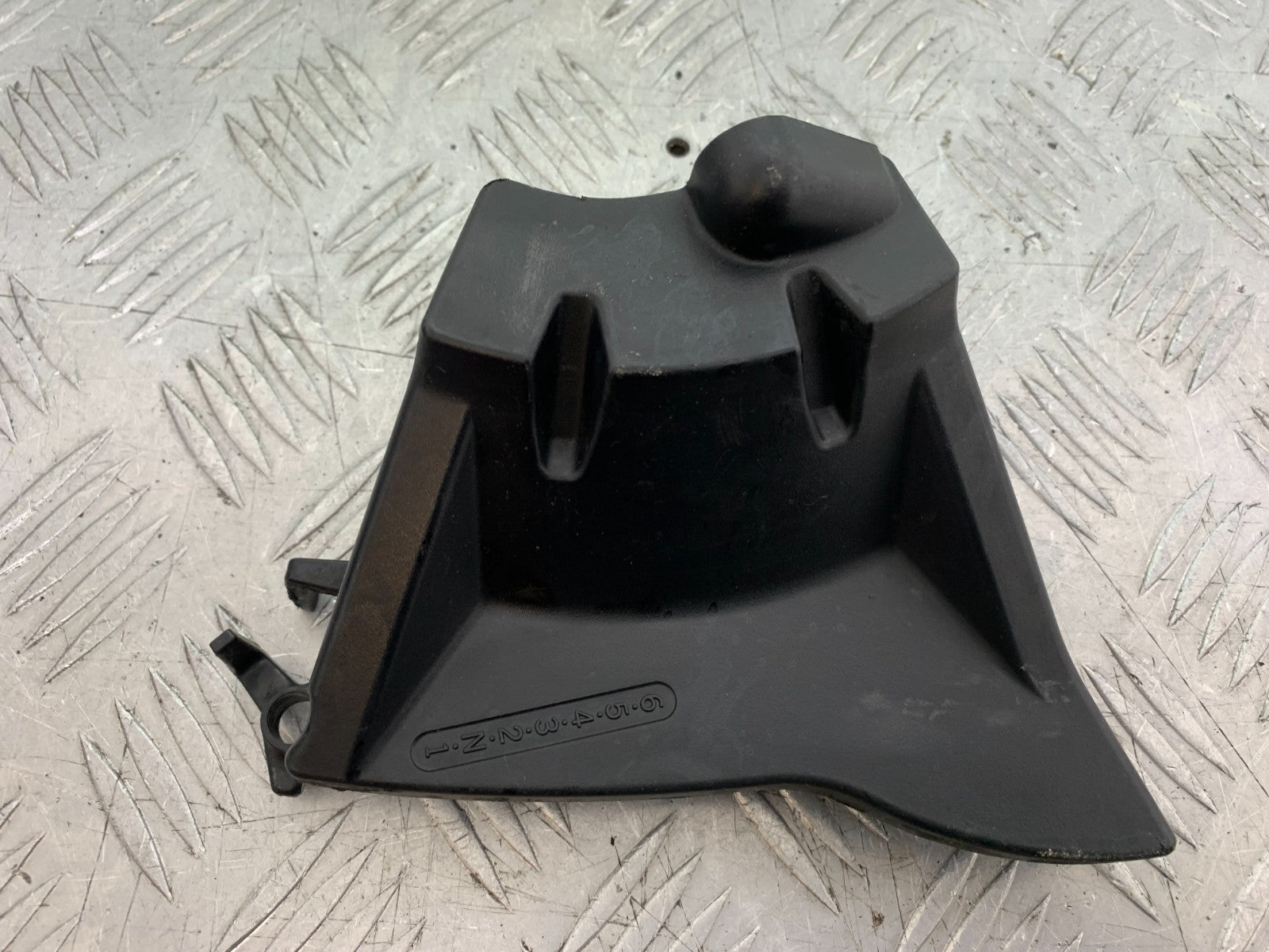 HONDA CBR1000 RR SPROCKET COVER  YEAR 2008-2011 (CMB1330)