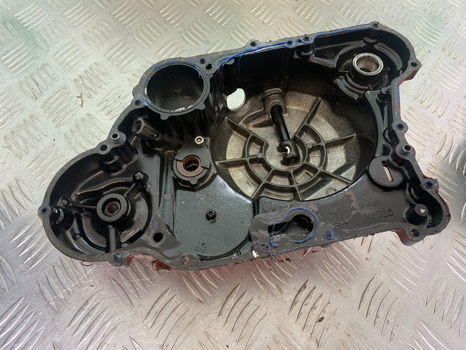 KAWASAKI KLR600 KLR 600 CLUTCH COVER  YEAR 1993-1995
