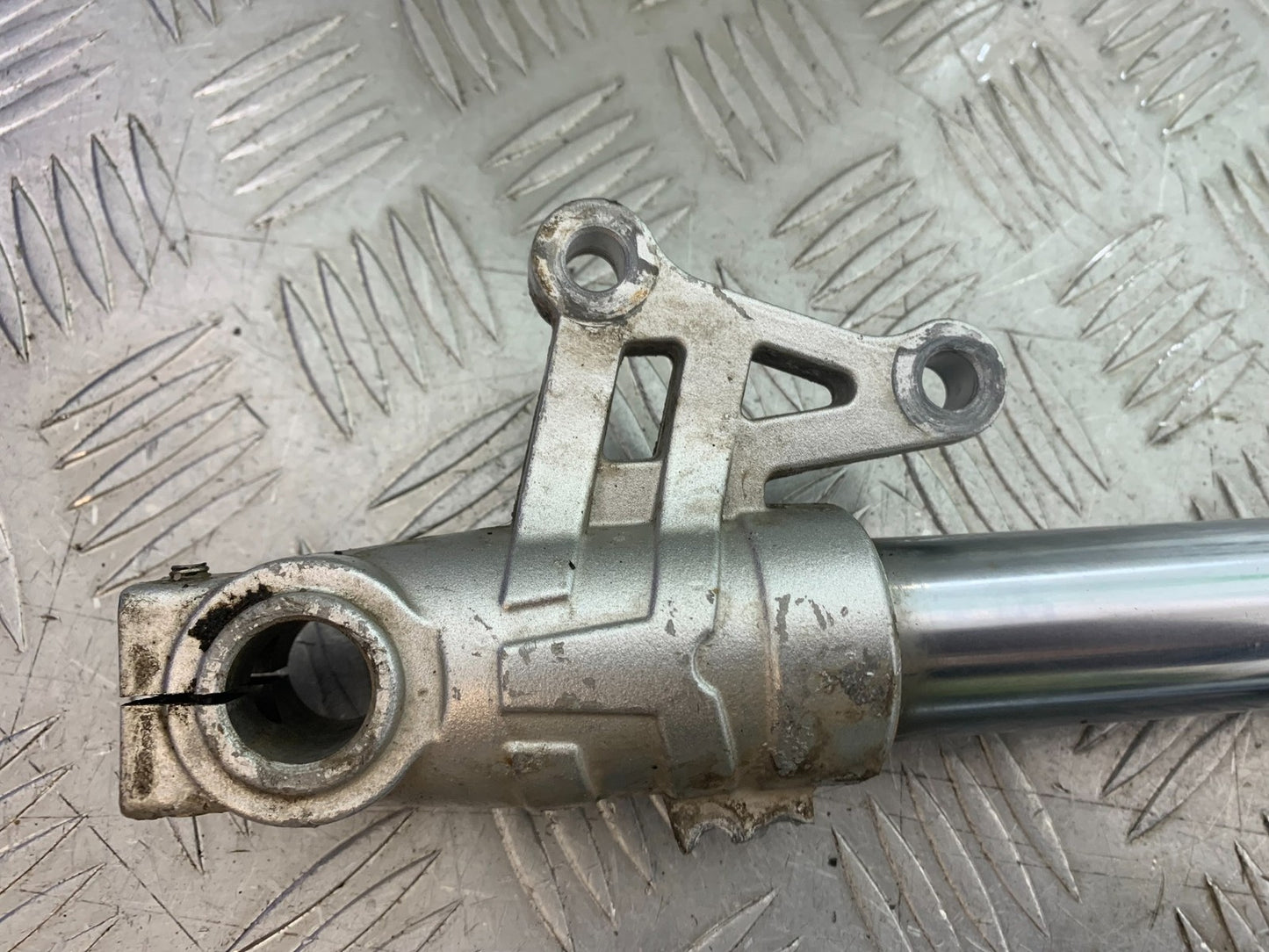 BENELLI BN125 BN 125 FORKS   YEAR 2018-2021 (CMB1245)