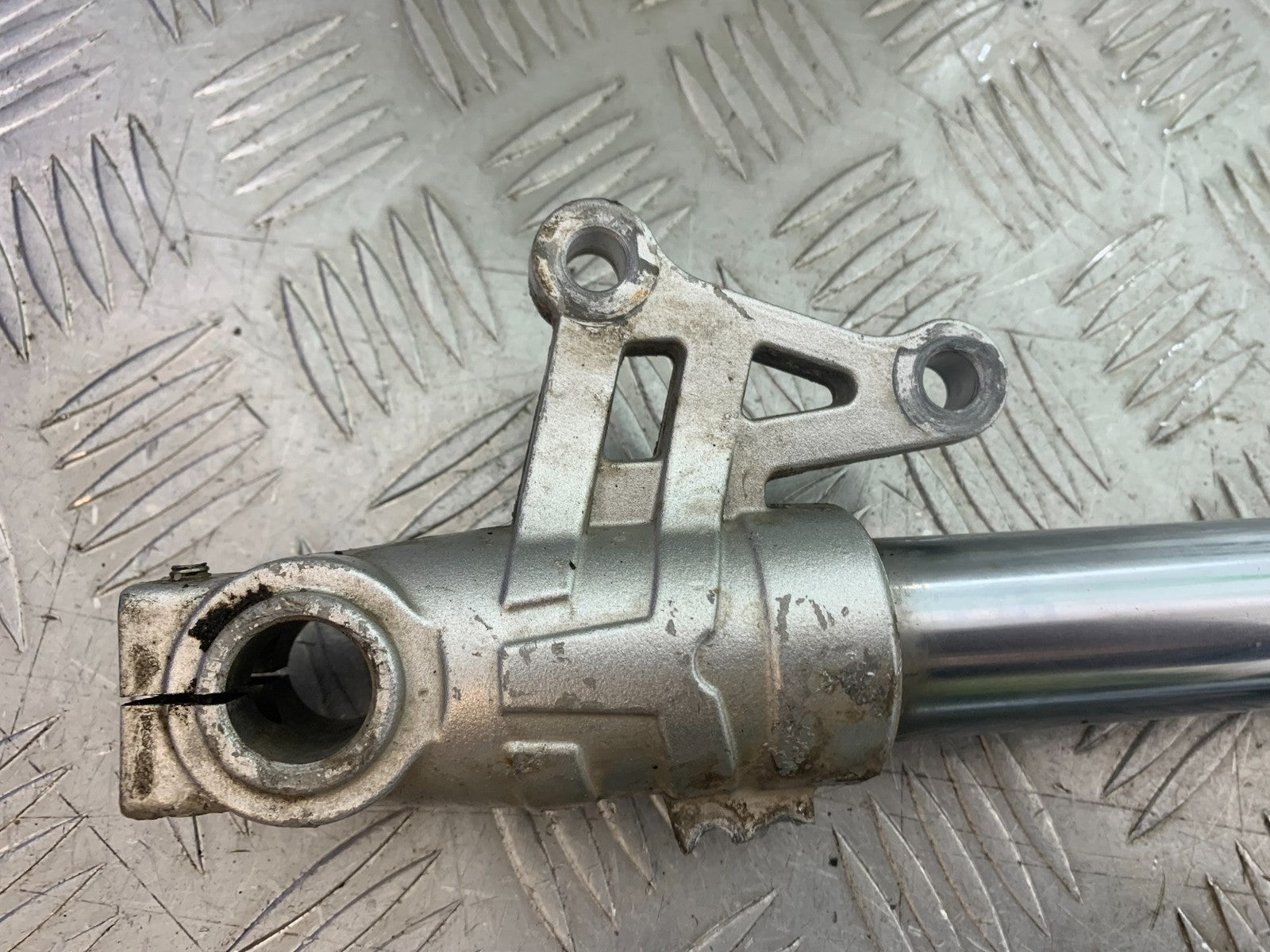 BENELLI BN125 BN 125 FORKS   YEAR 2018-2021 (CMB1245)