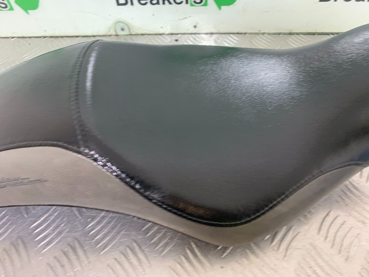 HARLEY DAVIDSON XL883 N IROD SEAT   YEAR 2020  (CMB1116)