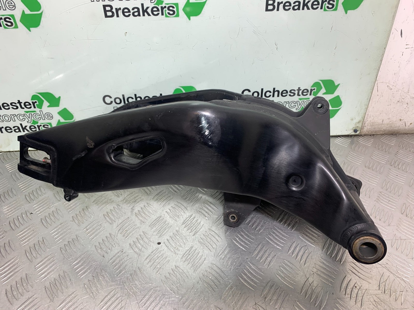 HONDA CBR1000 rr FIREBLADE SWINGARM  2012-2016 (CMB1280)