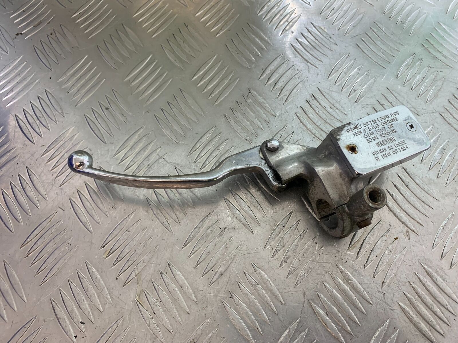 SUZUKI VS1400 VS 1400 INTRUDER CLUTCH MASTER CYLINDER  YEAR 1988 (CMB1077)