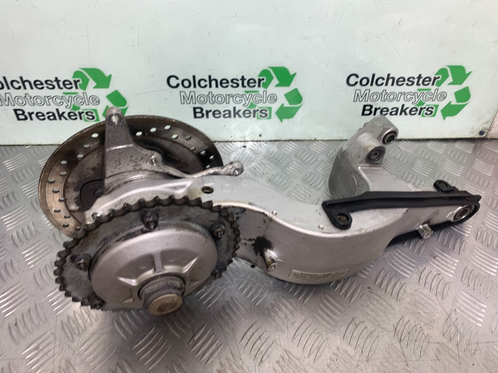HONDA VFR800 PRE V-TEC SWINGARM  YEAR 1998-2001 (CMB1233)