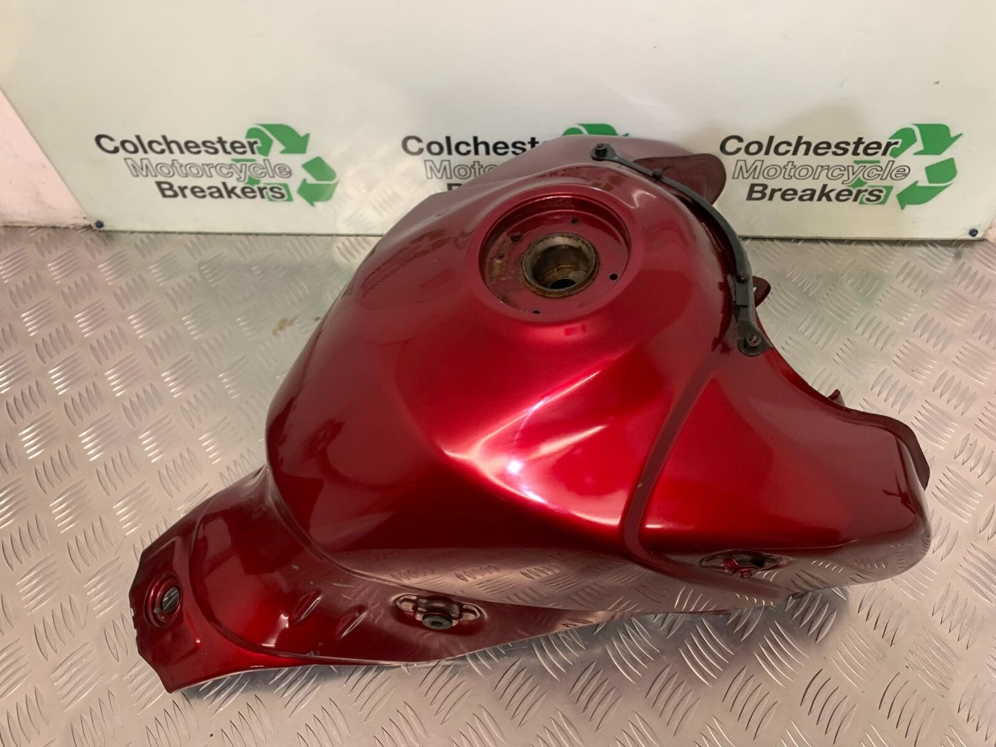 SUZUKI DL 650 V-STROM PETROL TANK   YEAR 2006 2011 (STOCK 954)