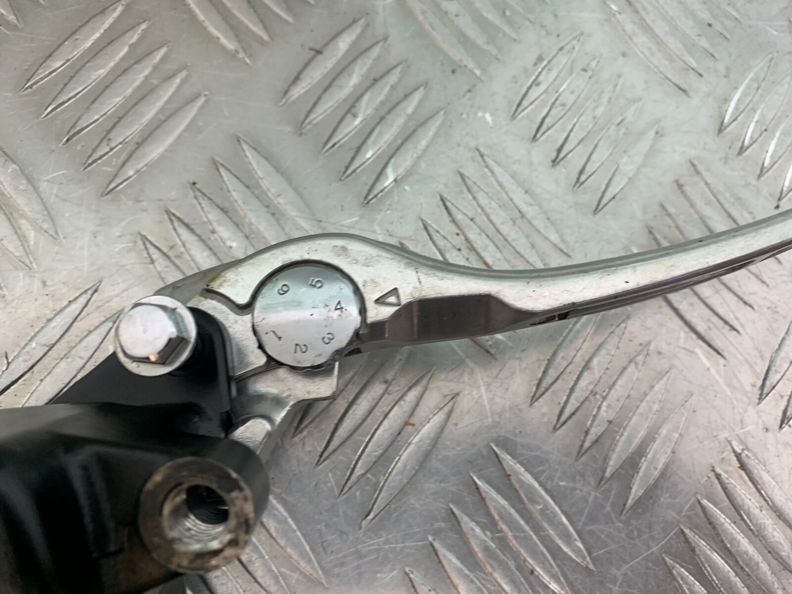 HONDA CRF1000 (DCT) AFRICA TWIN FRONT MASTER CYLINDER  YEAR 2017 (CMB1030)
