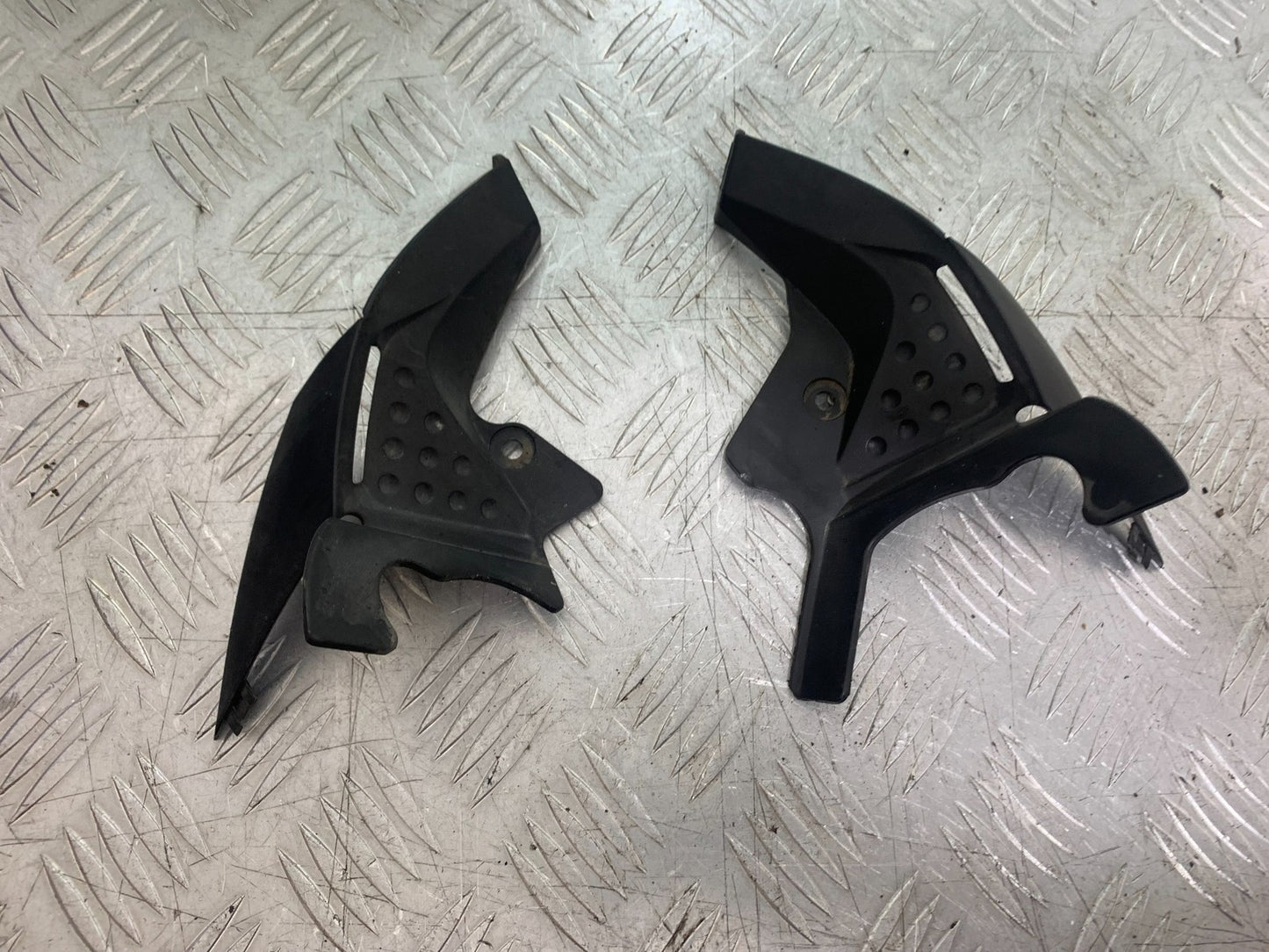 KAWASAKI Z750 Z 750 TOP FAIRING INFILL COVERS   YEAR 2004-2006  (CMB1234)
