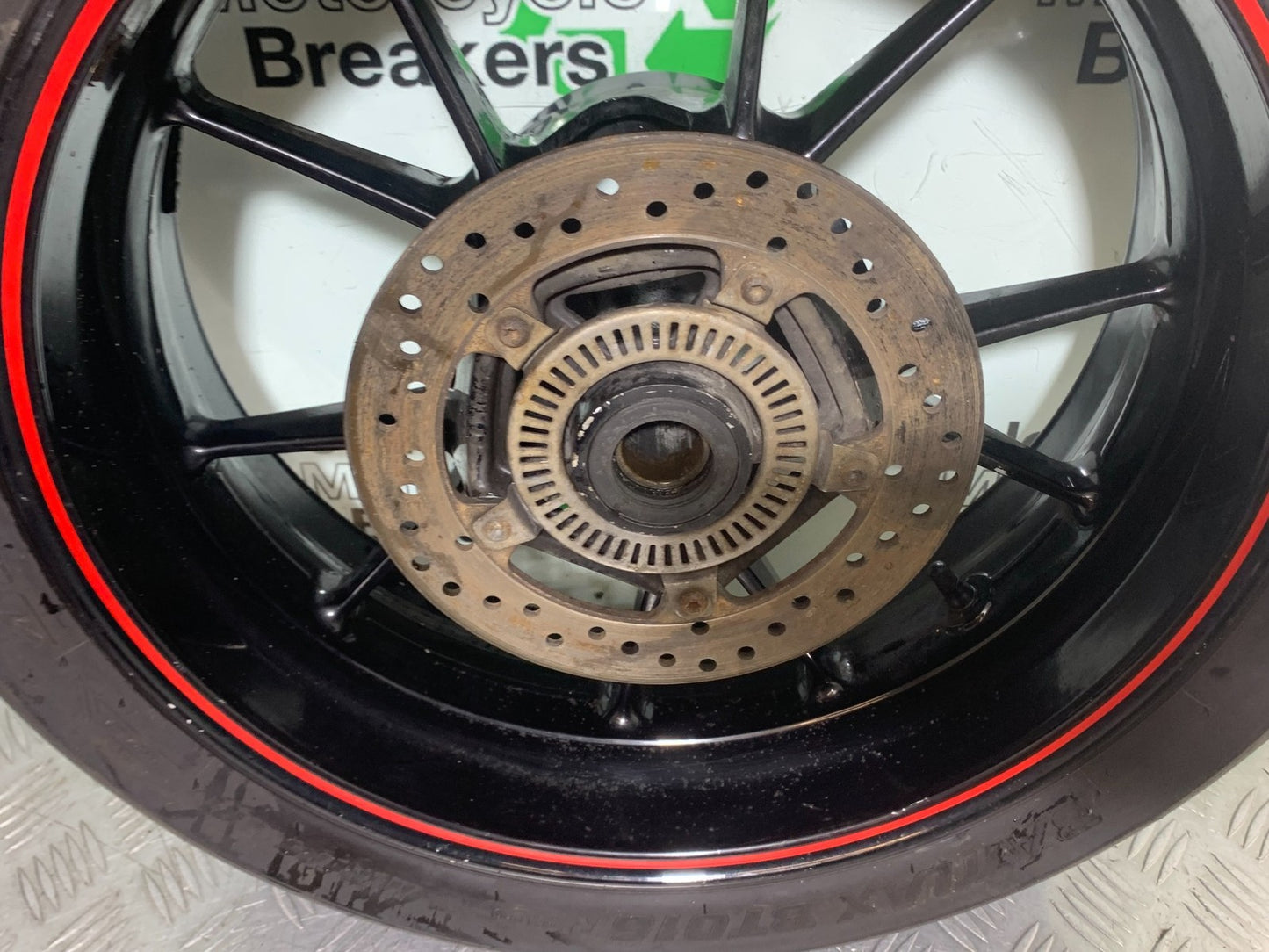 BMW S1000 RR REAR WHEEL AND DISC   YEAR 2015-2018 (CMB1246)