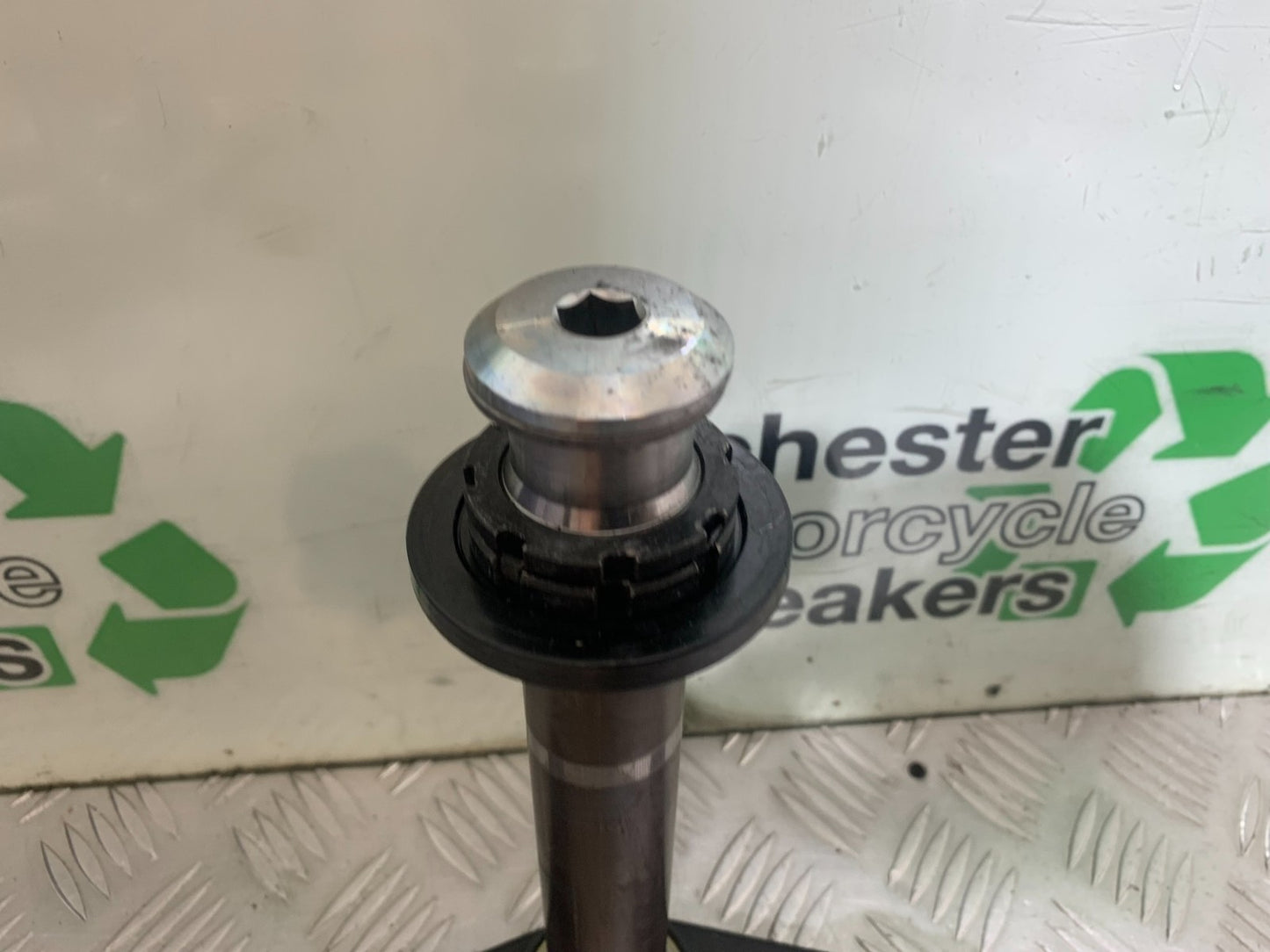 KAWASAKI ER6 N BOTTOM YOKE  YEAR 2012-2017 (CMB1324)