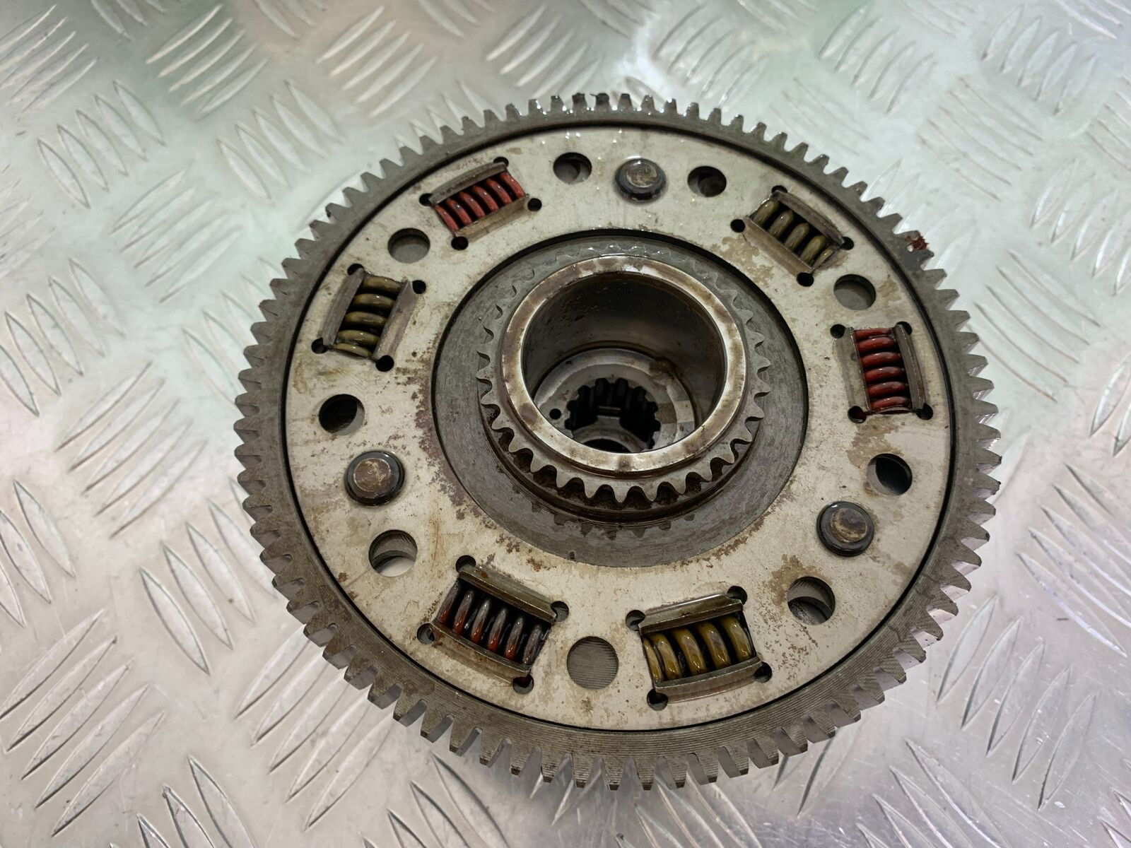 YAMAHA FZ6 FAZER CLUTCH  YEAR 2004-2007 (STOCK 955)