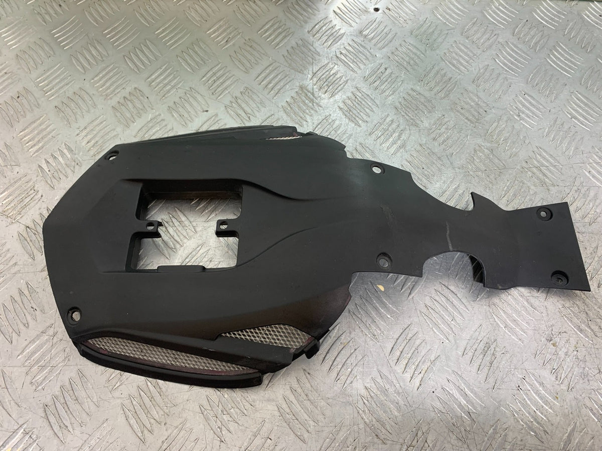MV AGUSTA 675 F3 UNDER TRAY YEAR 2012-2016 (CMB1302)
