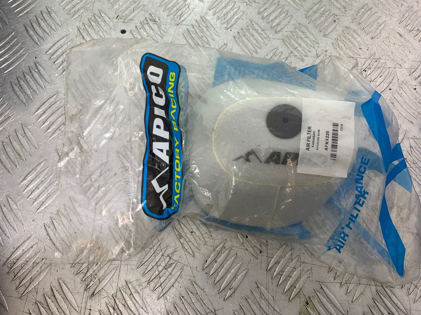KAWASAKI KX250 KX 250 AIR FILTER  (NEW)  YEAR 2003