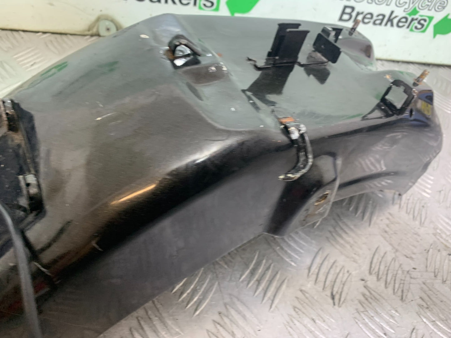 HONDA VT700 VT 700 SHADOW REAR MUDGUARD  YEAR 1984-85 (CMB1328)