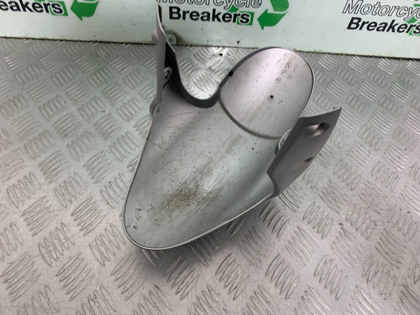 TRIUMPH 675 STREET TRIPLE RX FRONT MUDGUARD 2015-2017 (CMB1299)