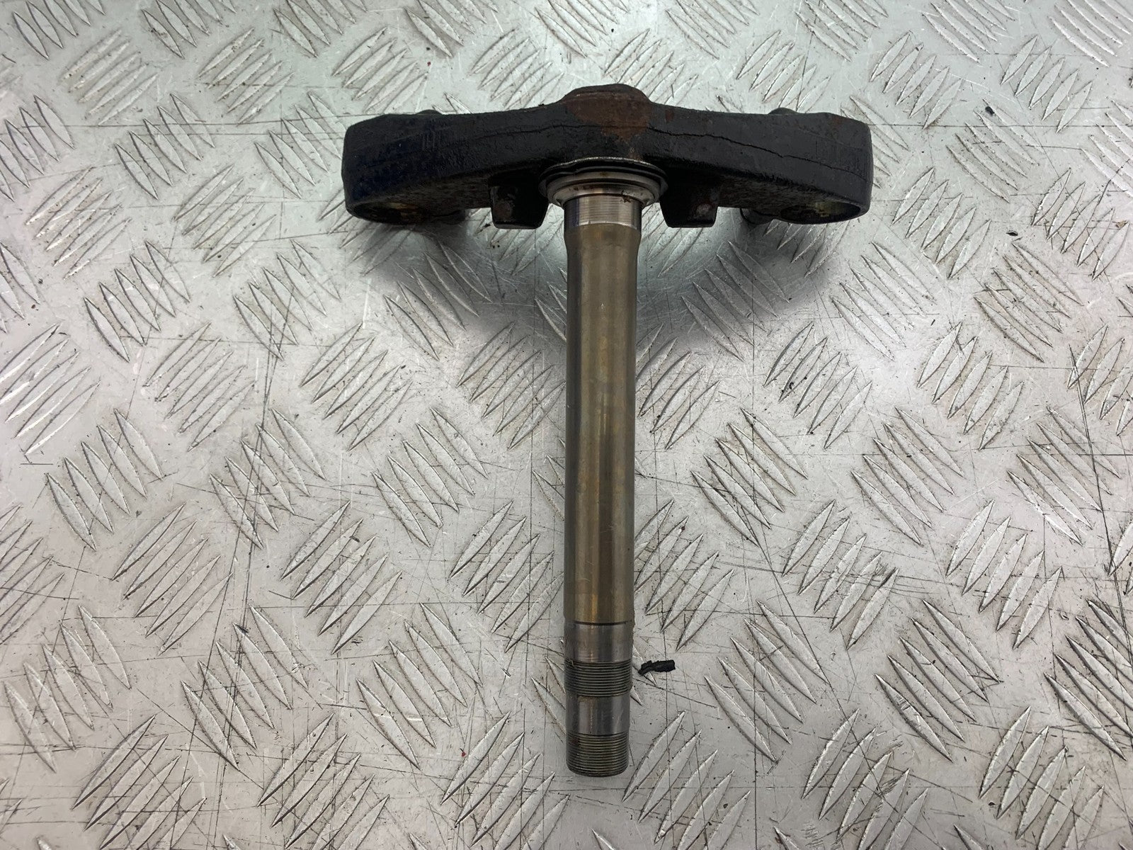 HONDA XL125 VARADERO BOTTOM YOKE  YEAR 2001-2006  (CMB1210)