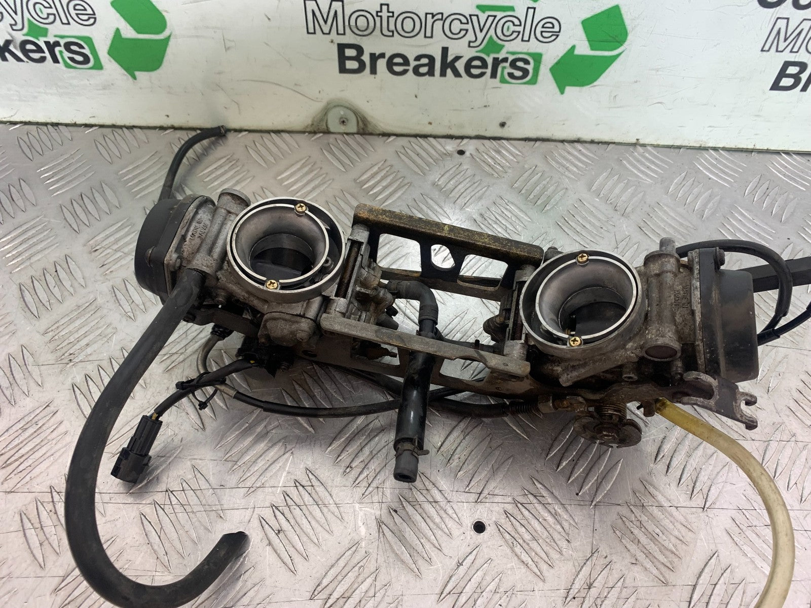 SUZUKI SV650 SV 650 mk1 CARBS   YEAR 1999-2002 (CMB1208)