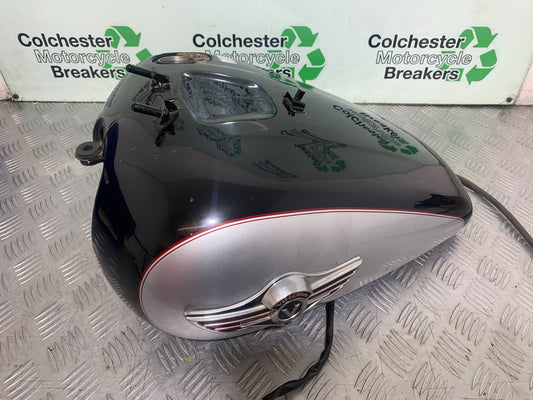 KAWASAKI VN1500 CLASSIC PETROL TANK  YEAR 1999 -2006 (CMB1166)