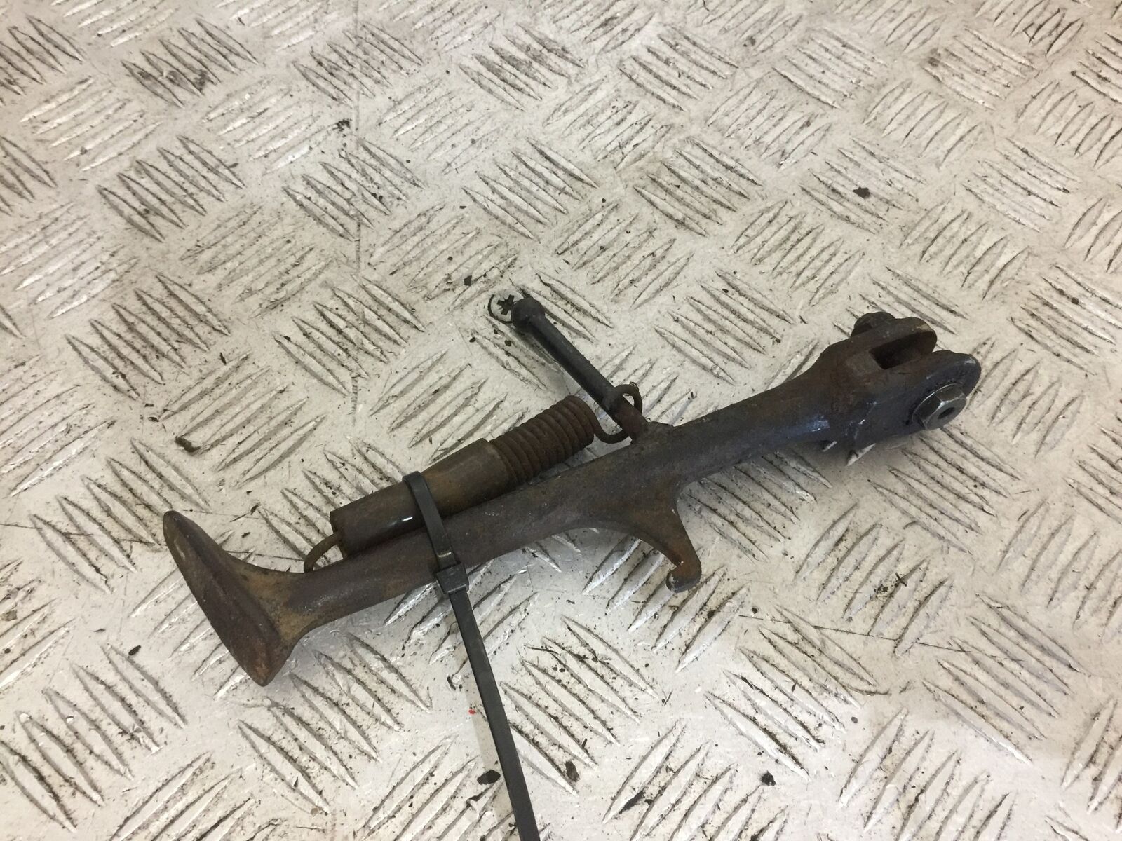 HONDA CB1 CB-1 CB 1 400 SIDE STAND   YEAR 1989-1990 (STOCK 739)