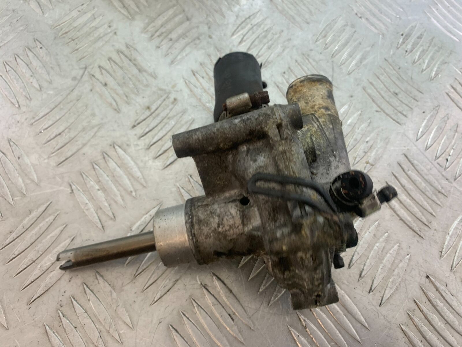 HONDA CB600 CB 600 HORNET WATER PUMP   YEAR 2000 (STOCK 731)