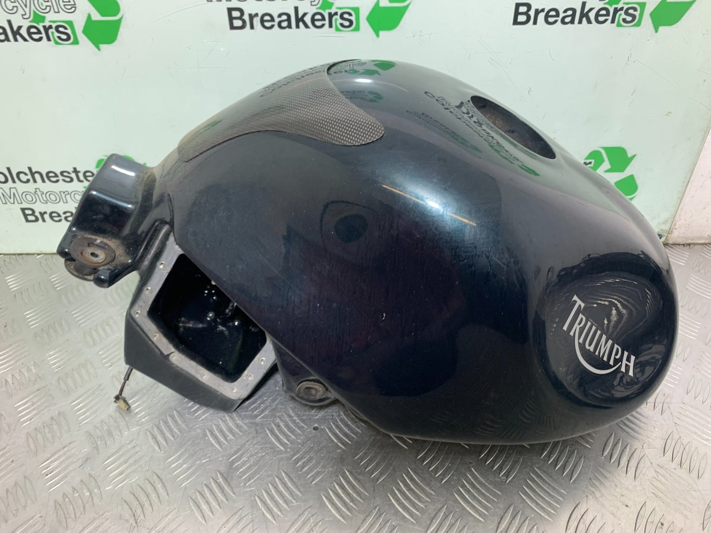 TRIUMPH 955i SPRINT ST PETROL TANK YEAR 1999-04 (CMB1230)