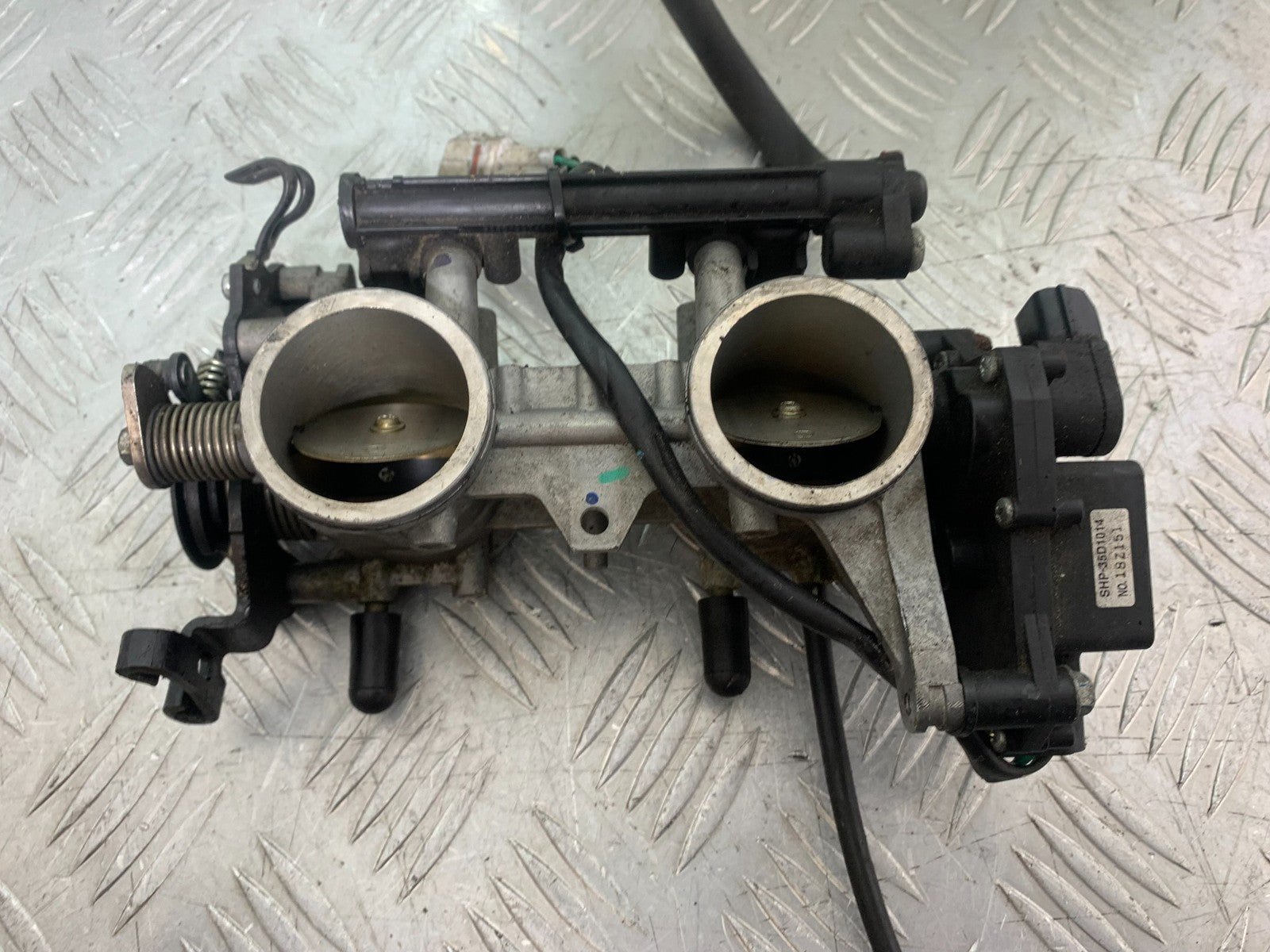 KAWASAKI 650 VERSYS THROTTLE BODIES  YEAR 2015-2018 (CMB1288)