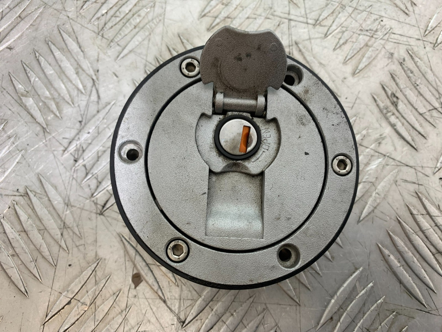 APRILIA RSV1000 RSV 1000 MILLE LOCKSET AND KEY  1998- 2003 (CMB1184)