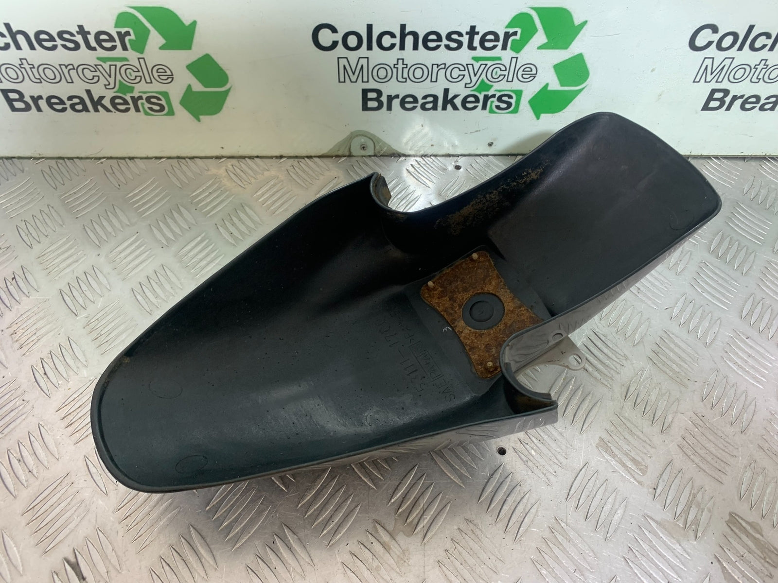 SUZUKI GSF1200  GSF 1200 BANDIT FRONT MUDGUARD  YEAR 1997-2000 (CMB1149)