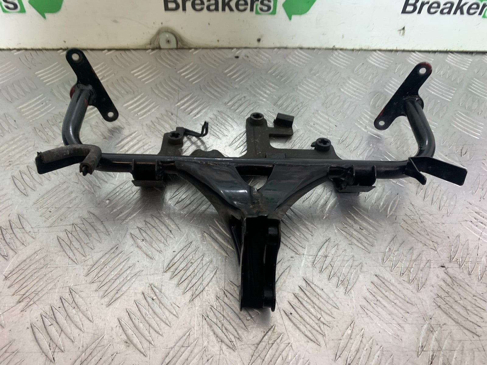 KAWASAKI ZZR1100 D FAIRING BRACKET  YEAR 1993-2001 (CMB1289)