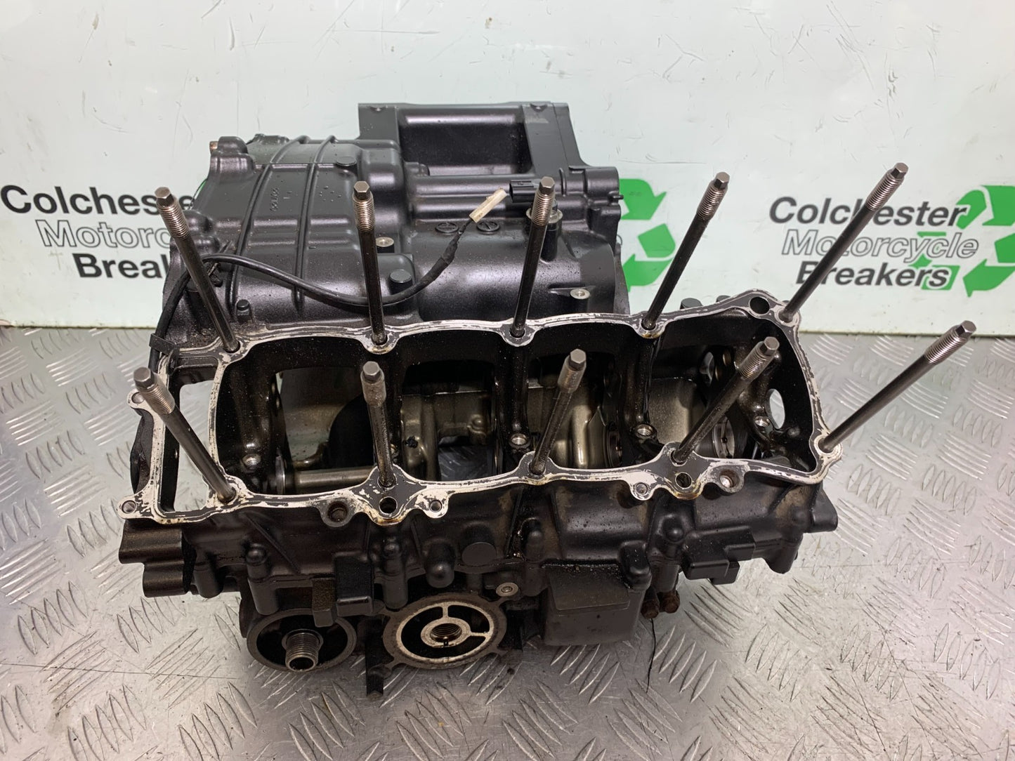 HONDA CBR1000 RR ENGINE CRANK CASINGS  YEAR 2008-2011 (CMB1330)