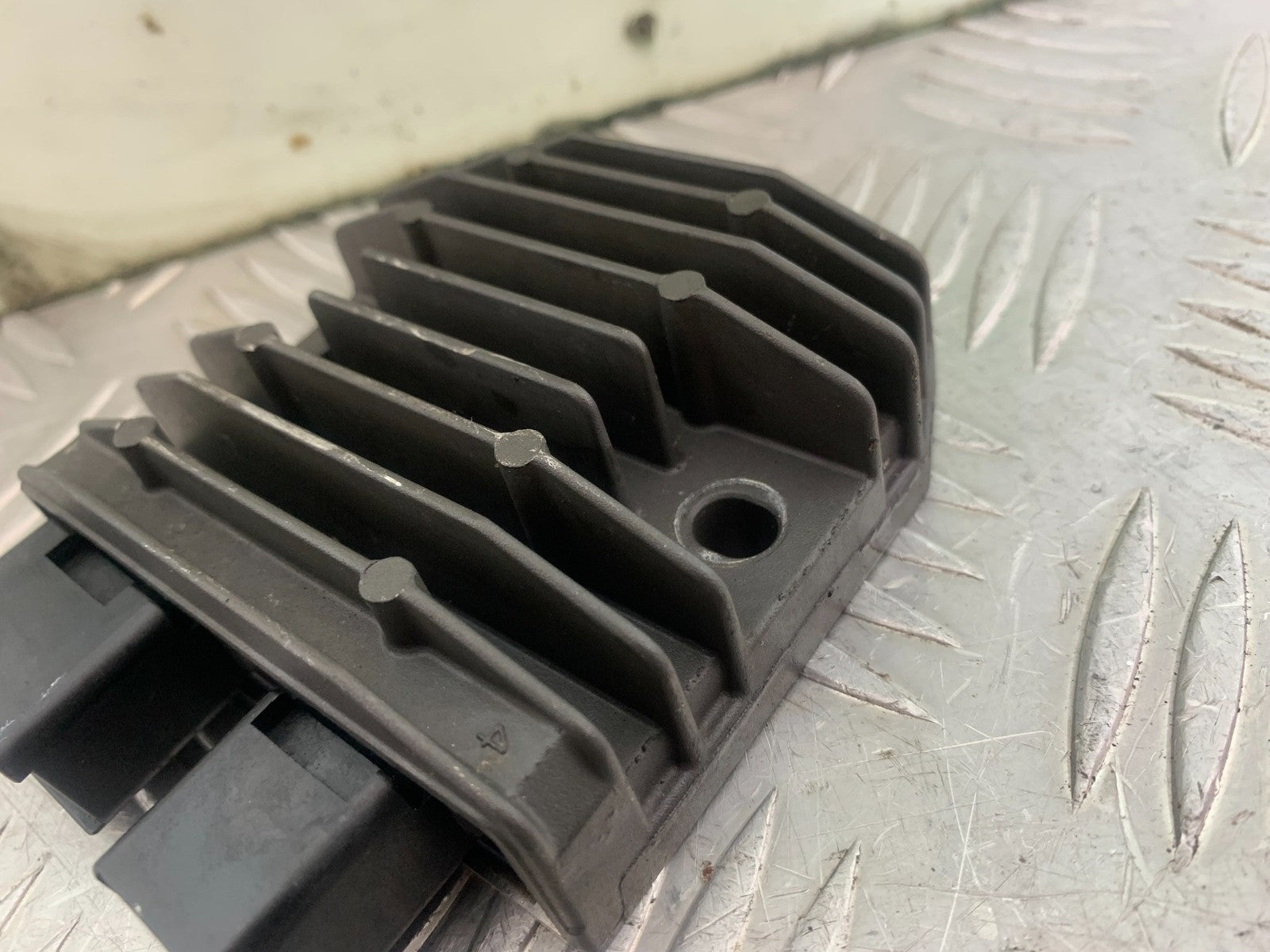 HONDA CBR1000 RR CBR 1000RR FIREBLADE REGULATOR RECTIFIER 2008-2011 (CMB1179)