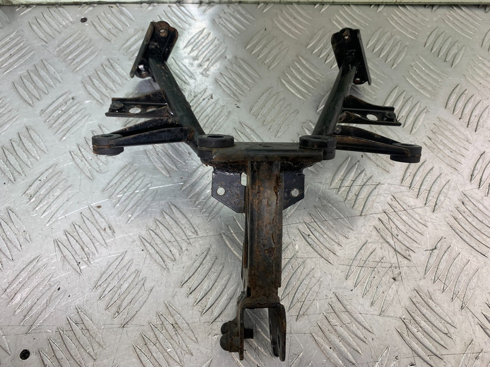 YAMAHA YZF-R125 YZF 125 FAIRING BRACKET  YEAR 2019-2022 (CMB1263)