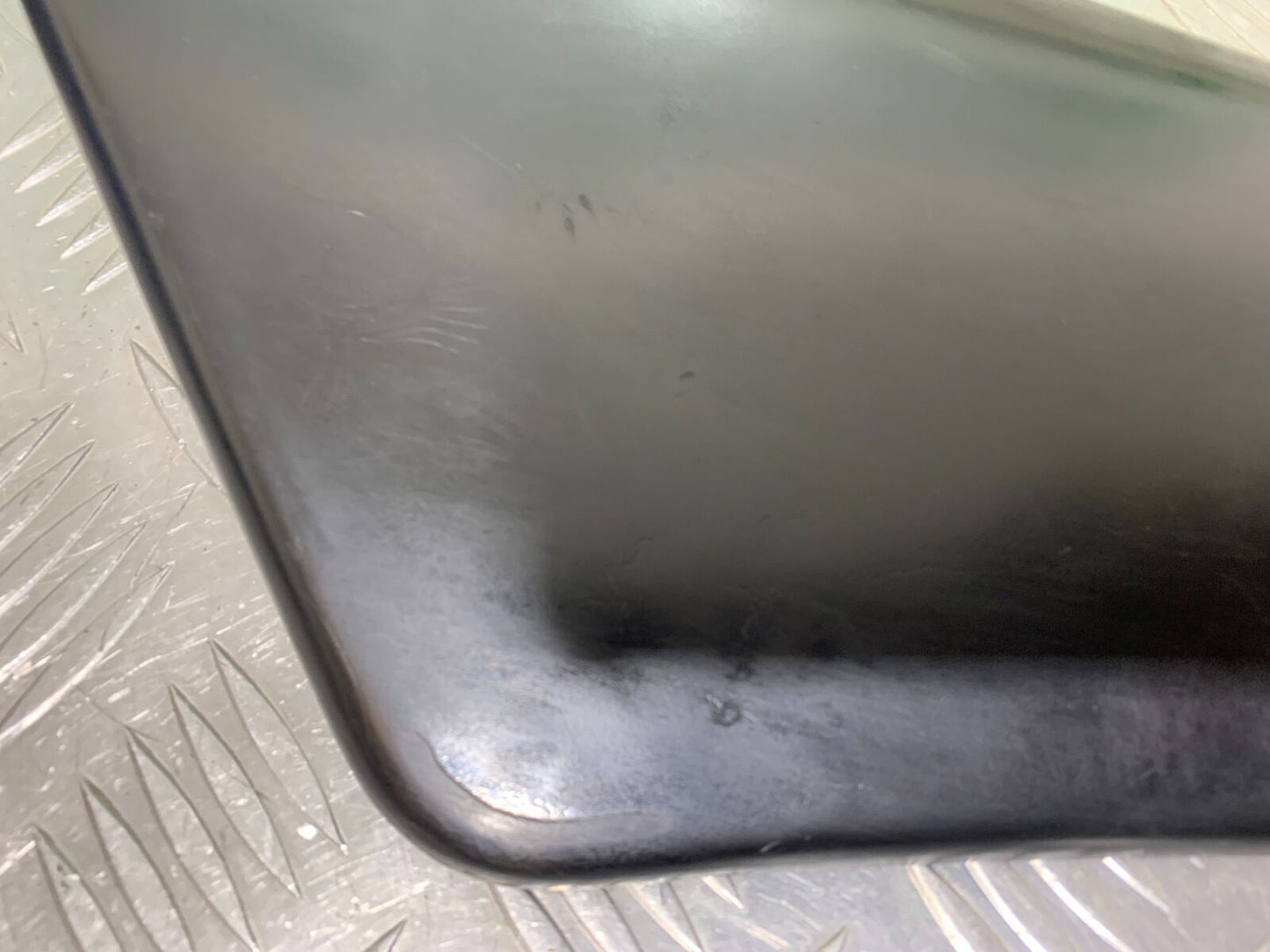 HONDA NTV 650 REVERE LEFT SEAT PANEL  YEAR 1988-1996 (CMB1025))