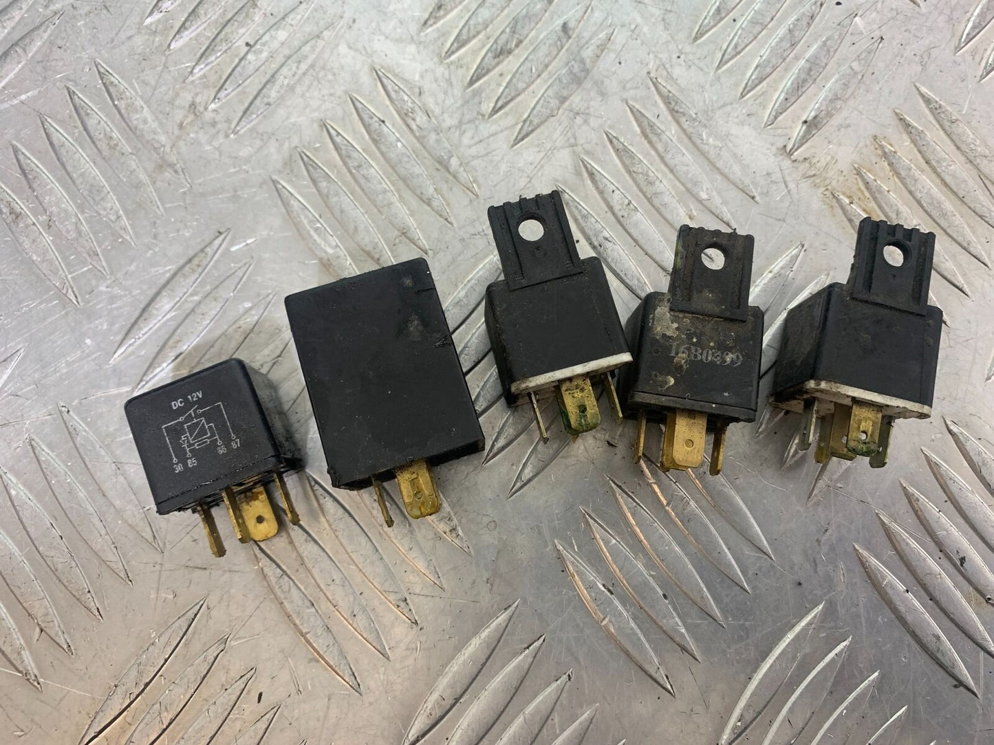 TRIUMPH 955i SPRINT ST RELAYS  YEAR 1999-2004 (CMB1124)