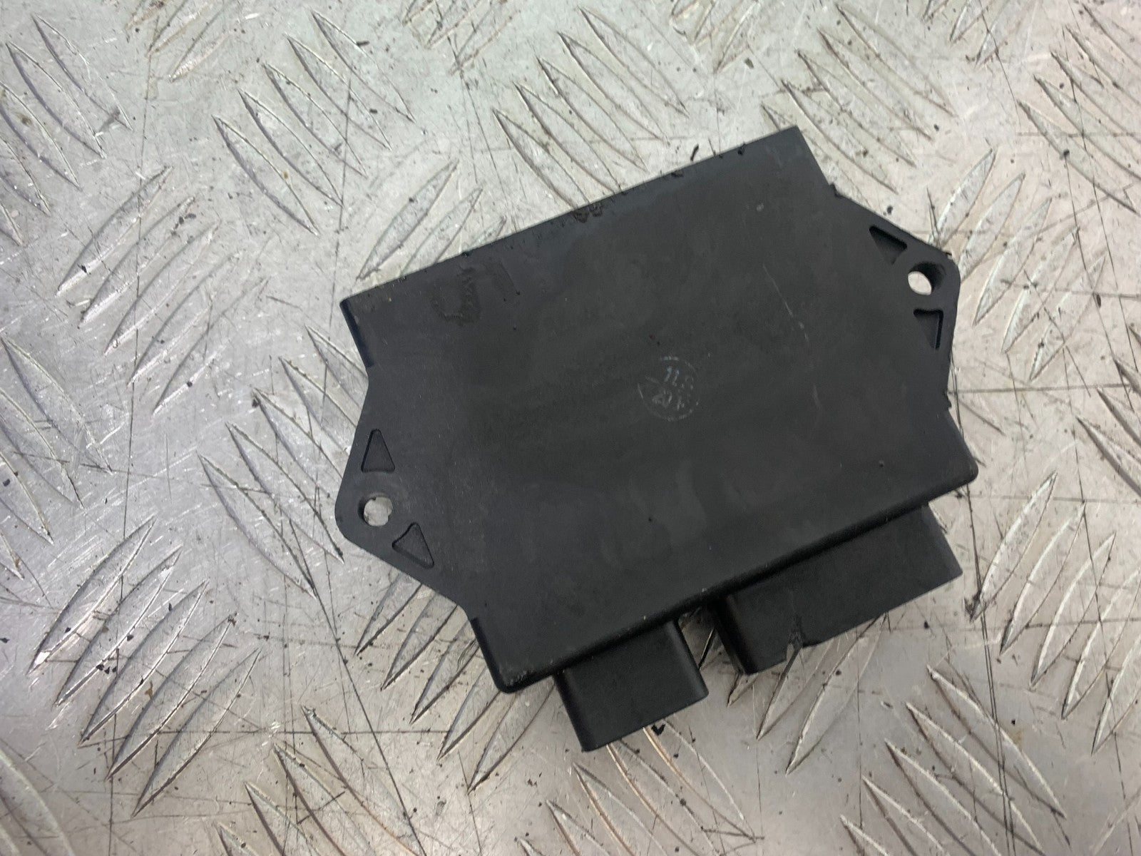 KAWASAKI ZX9R ZX9 C CDI UNIT  YEAR 1998-99 (CMB1213)