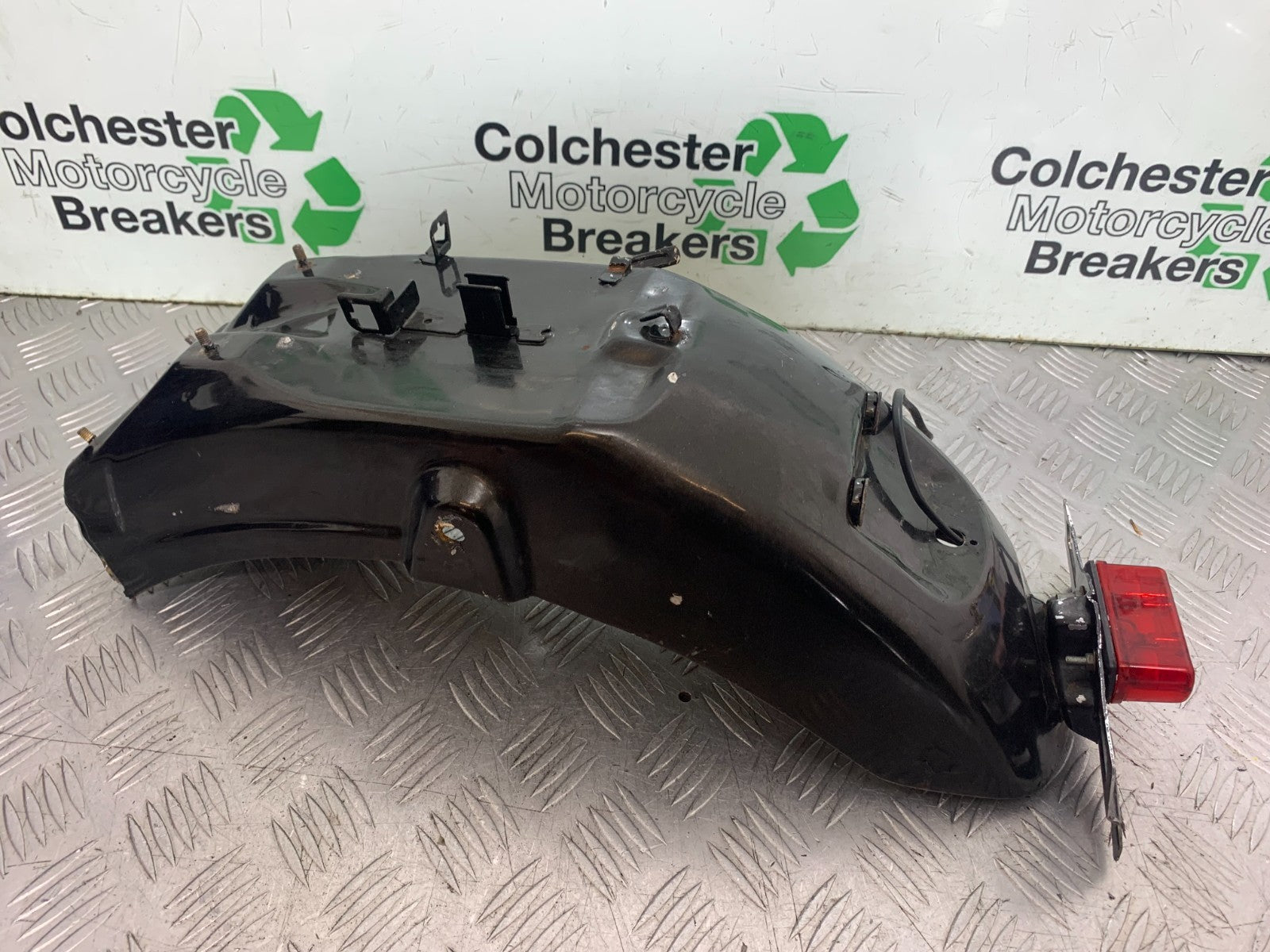 HONDA VT700 VT 700 SHADOW REAR MUDGUARD  YEAR 1984-85 (CMB1328)