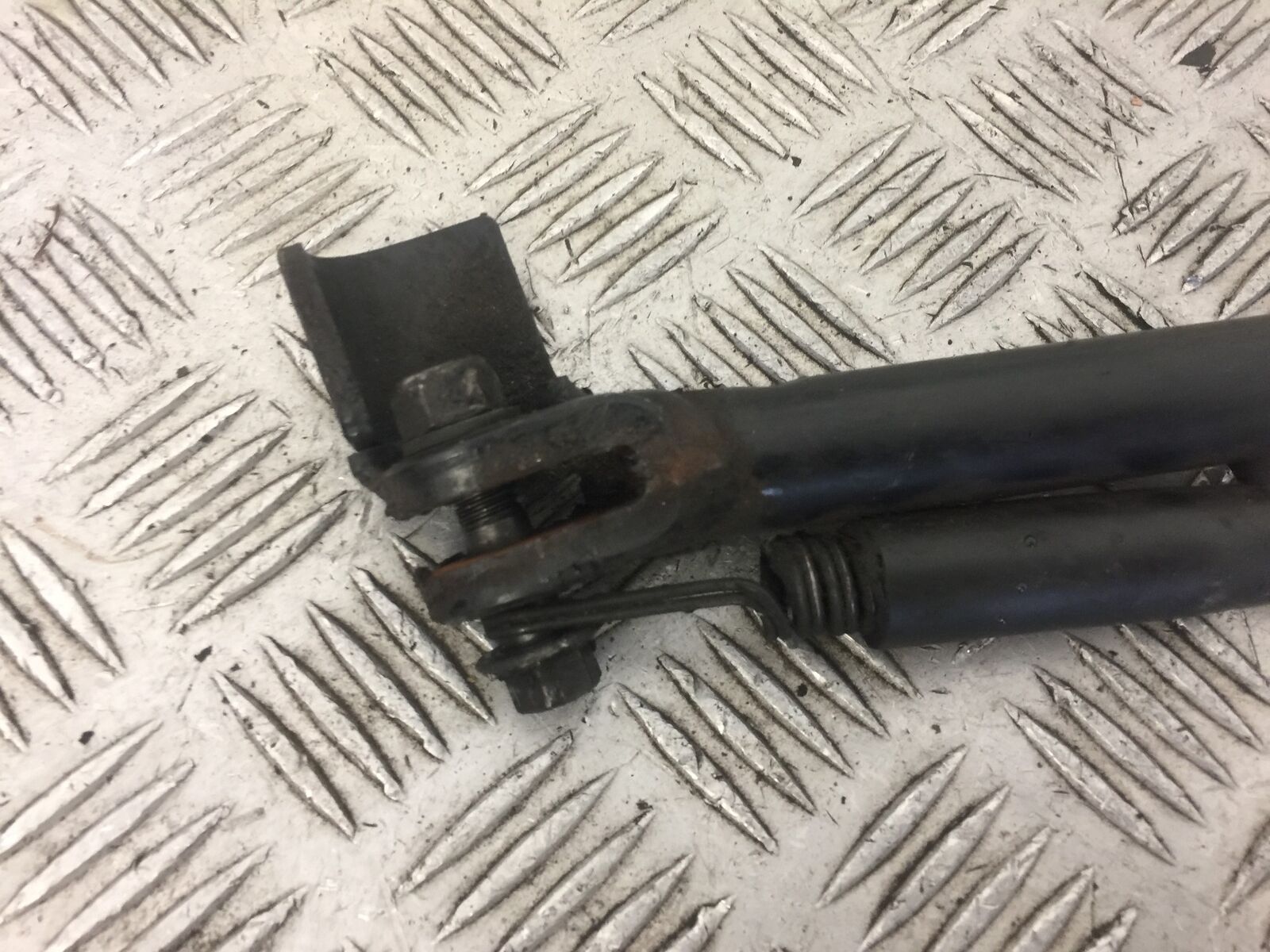 YAMAHA MT 125 MT125 SIDE STAND YEAR 2014-2019  (STOCK 593)