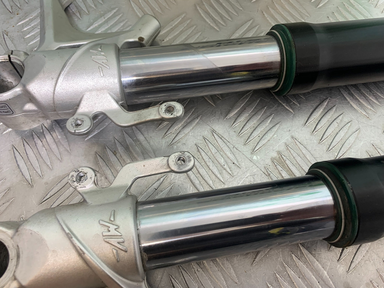 MV AGUSTA 800 F3 FORKS YEAR 2013-2016 (CMB1152)