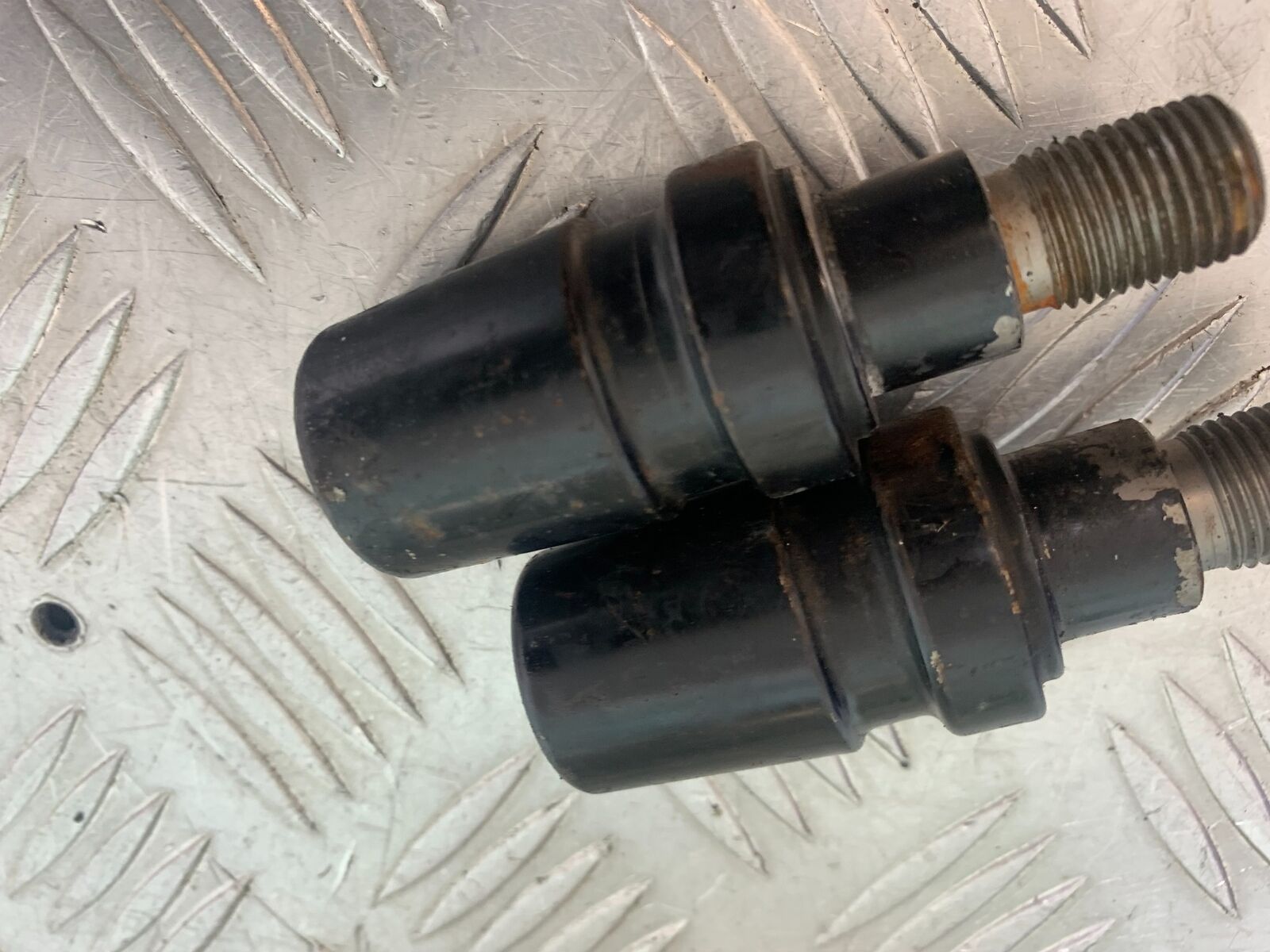 YAMAHA YZF600 YZF 600 THUNDERCAT BAR END WEIGHTS  1996-2003 (CMB1134)