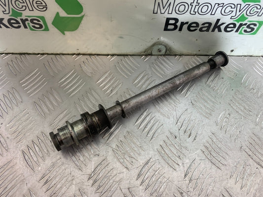 KAWASAKI ZZR1100 D REAR WHEEL SPINDLE    YEAR 1993-2001 (CMB1289)