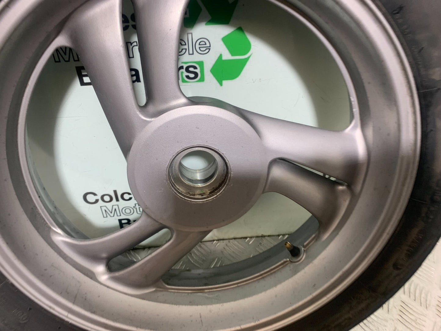 HONDA NTV 600 REVERE REAR WHEEL YEAR 1988-1996  (CMB1281)
