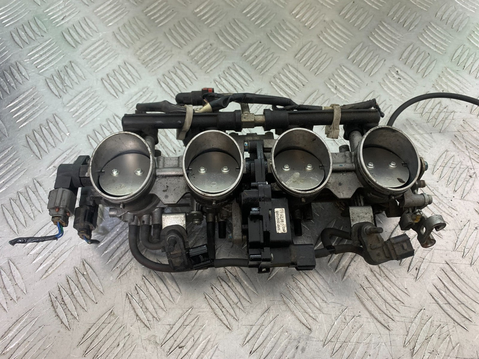 KAWASAKI Z1000 SX THROTTLE BODIES  YEAR 2014-16 (CMB1264)