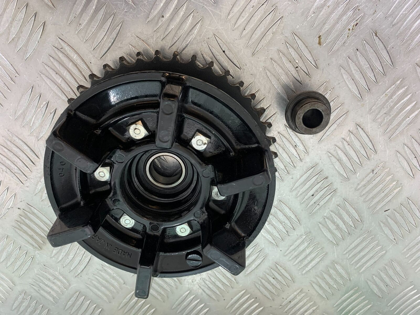 KAWASAKI Z650 KZ650 REAR SPROCKET CARRIER  YEAR 1979-1980 (CMB1023)