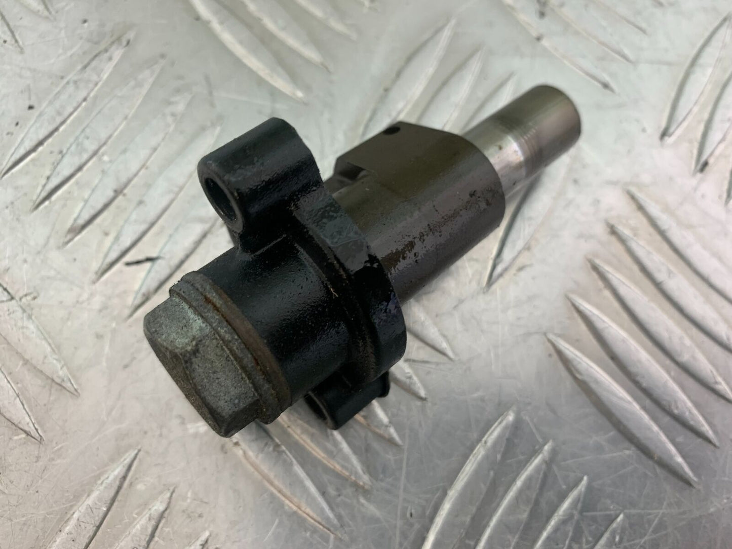 TRIUMPH 955i SPRINT ST CAM CHAIN TENSIONER  YEAR 1999-2004 (STOCK 735)