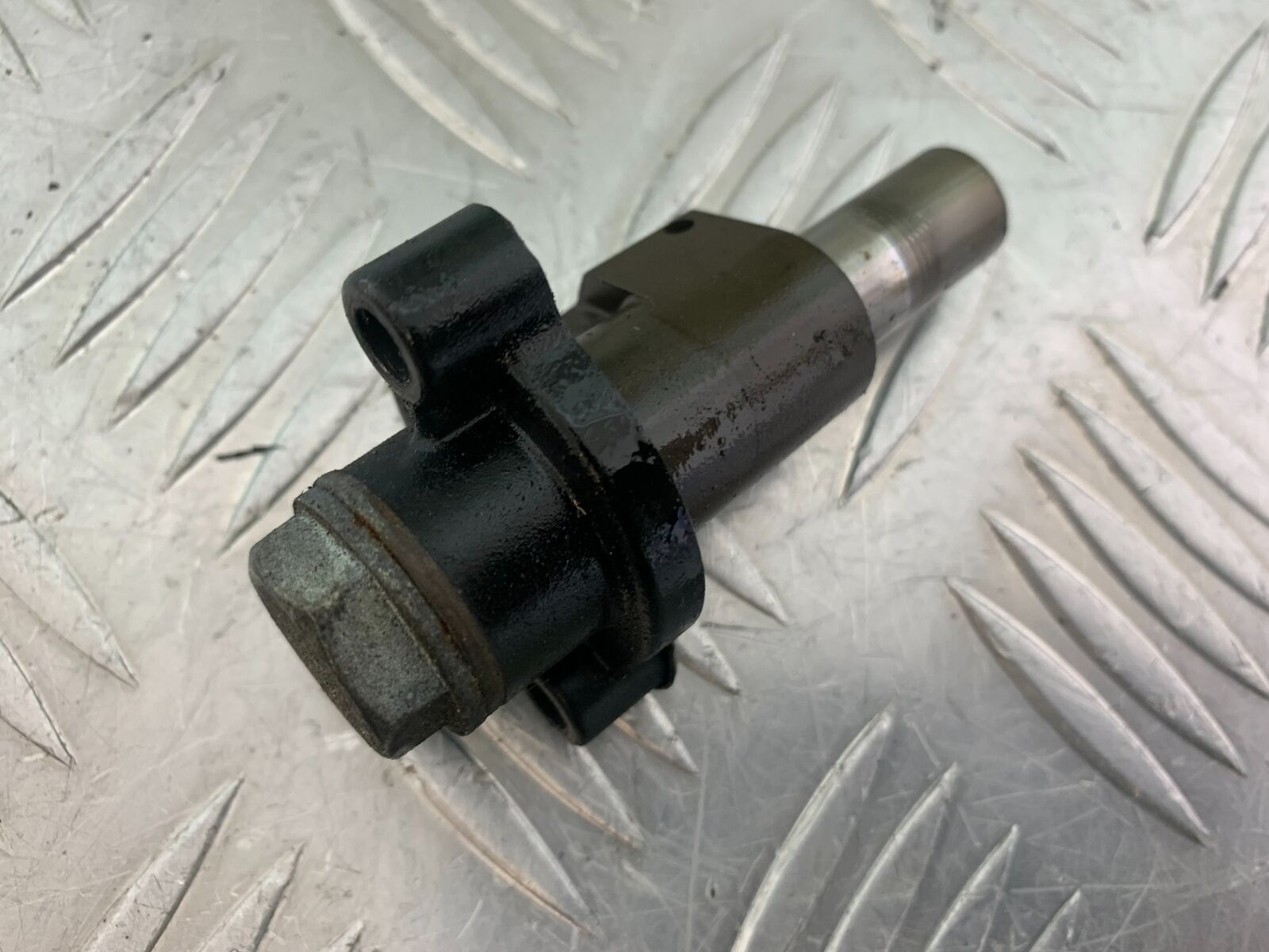 TRIUMPH 955i SPRINT ST CAM CHAIN TENSIONER  YEAR 1999-2004 (STOCK 735)