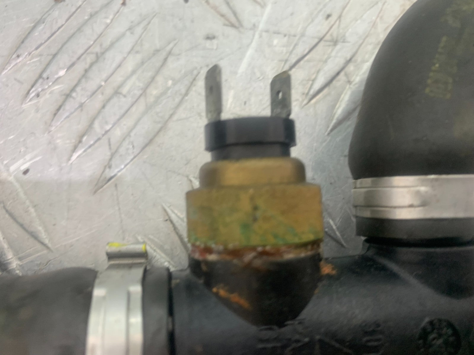 PIAGGIO VESPA GT125 L FAN SWITCH  YEAR 2003 (CMB1300)