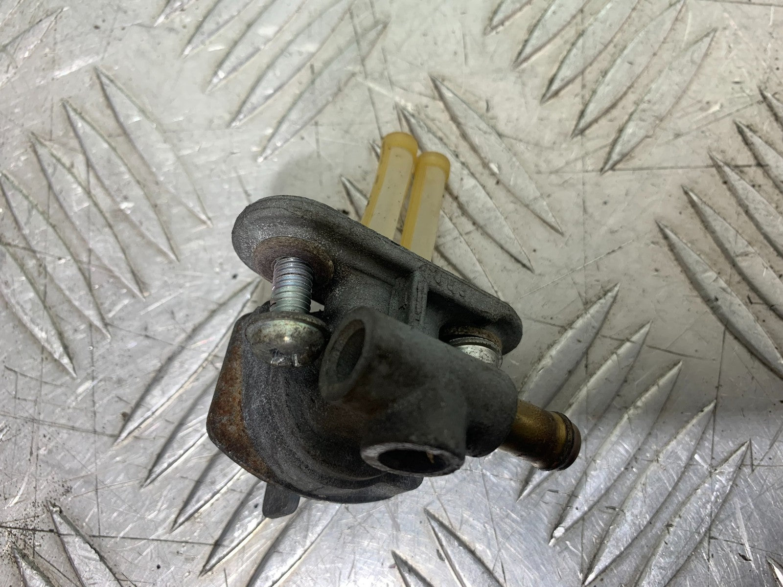 YAMAHA XVS 1300 MIDNIGHT STAR PETROL TAP   YEAR 2007-16 (CMB1200)