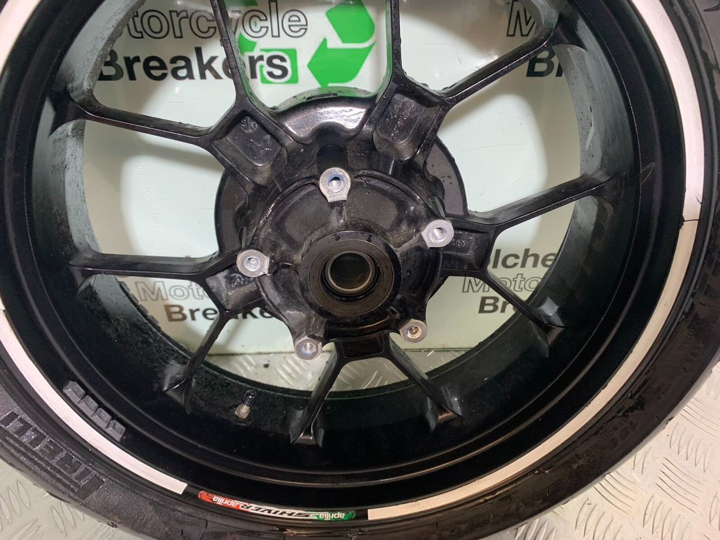 APRILIA SL750 SL 750 SHIVER REAR WHEEL   YEAR 2012 (CMB1074)