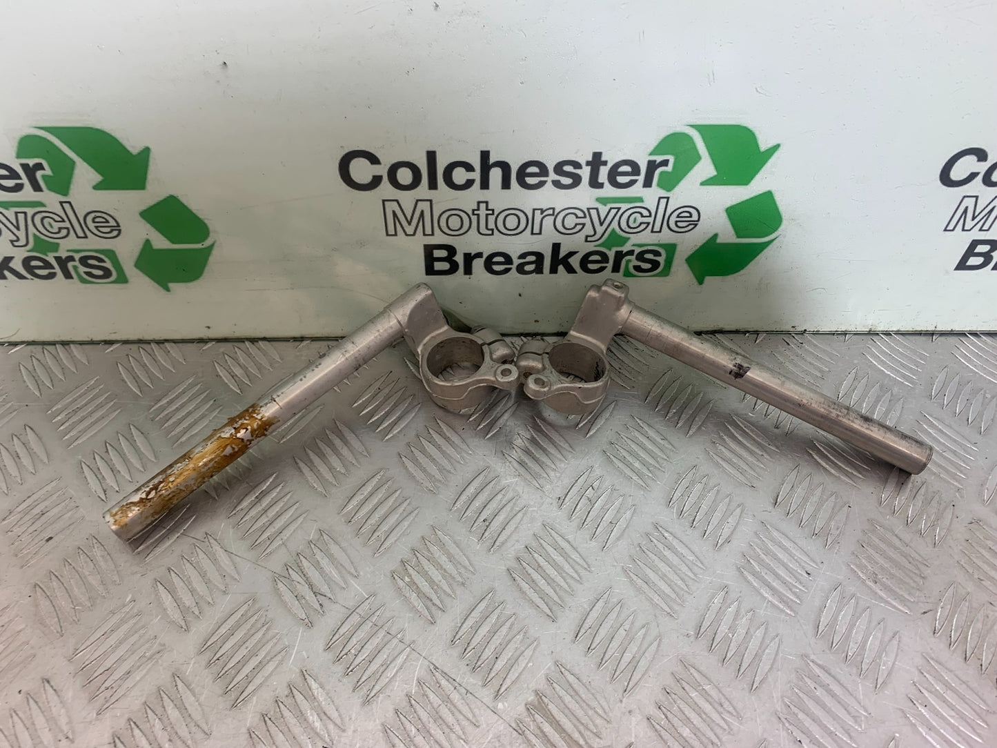 SUZUKI SV650 SV 650 mk1 LEFT AND RIGHT HANDLEBARS   YEAR 1999-2002 (CMB1160)